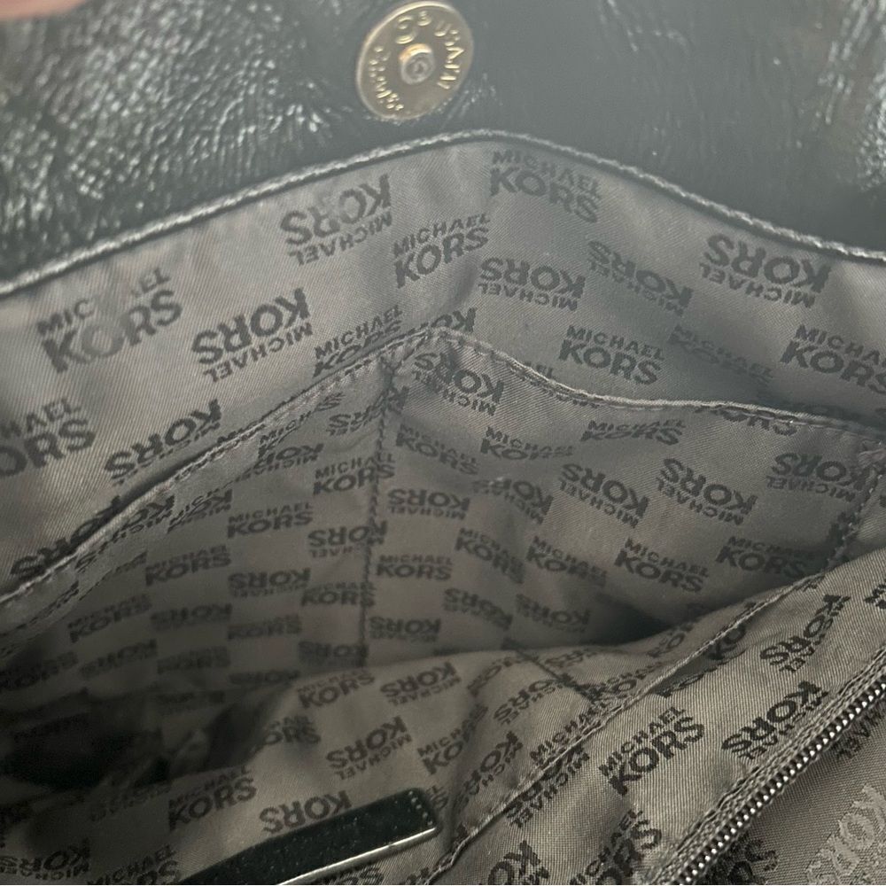 MICHAEL KORS black gold shoulder bag purse tote - Picture 7 of 11